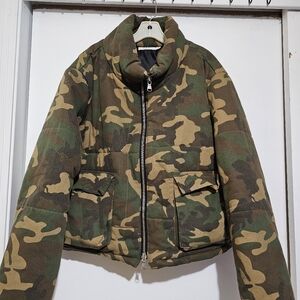 mnml Cropped Puffer Jacket